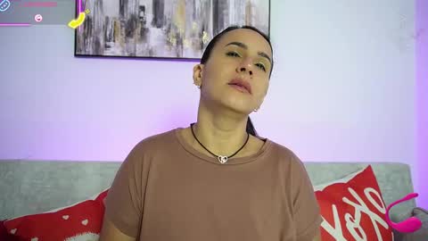   online show from November 30, 2025, 11:47 am