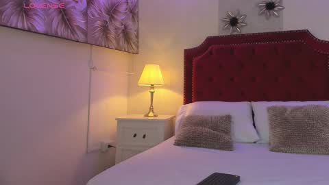 Snapshot of sara_collinss__ chatting on October 16, 2025, 11:22 am SARA online show from October 16, 2025, 11:22 am