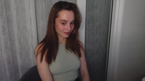 sara_foot online show from February 10, 2025, 4:14 pm