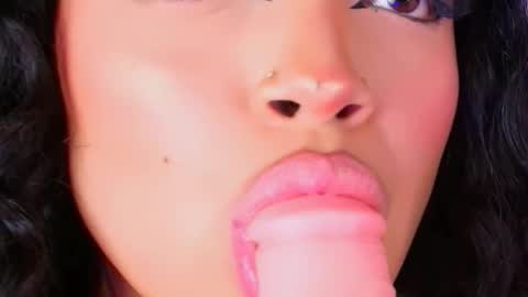 Snapshot of sara_jhonsonn chatting on September 23, 2025, 12:24 am Sara Jhonson online show from September 23, 2025, 12:24 am