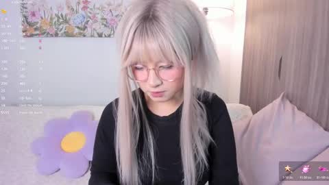 Sara  new account  give me thomb up  Follow me   help me reach 15k followers again   online show from October 19, 2025, 10:21 pm