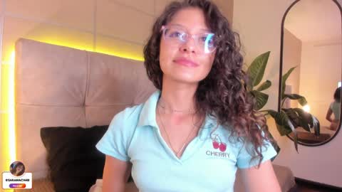 Sara  online show from April 4, 2026, 4:15 pm