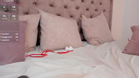 Snapshot of sara_montes chatting on December 23, 2024, 8:47 pm Sara Montes  online show from December 23, 2024, 8:47 pm