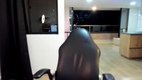 Sara online show from February 12, 2026, 1:00 am