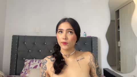 Snapshot of sara_queen9 chatting on March 3, 2025, 1:42 pm Sara online show from March 3, 2025, 1:42 pm