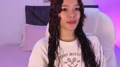 Snapshot of sara_sharma chatting on October 1, 2025, 1:17 pm sara online show from October 1, 2025, 1:17 pm