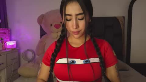 sara_stone03 online show from February 23, 2026, 4:37 pm