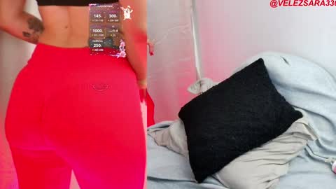 Snapshot of sara_velez_40 chatting on February 17, 2025, 8:47 pm sara velez online show from February 17, 2025, 8:47 pm