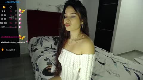 Snapshot of sara_wish_ chatting on March 8, 2025, 1:17 am Bri online show from March 8, 2025, 1:17 am