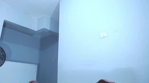 Sara online show from April 9, 2026, 1:27 am