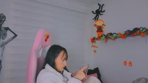 Sarah Ramirez online show from October 22, 2025, 3:07 am