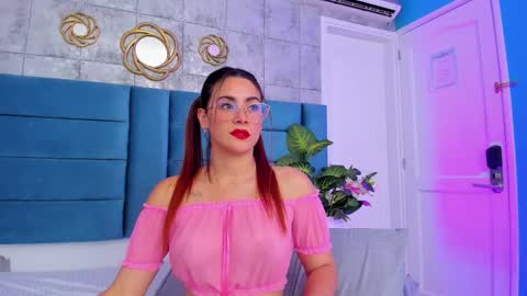 Snapshot of saraalvarezx chatting on March 3, 2026, 4:18 am Sara Alvarezx online show from March 3, 2026, 4:18 am