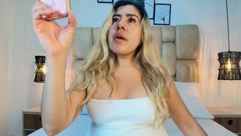 sarablonde_t online show from March 21, 2026, 7:17 pm