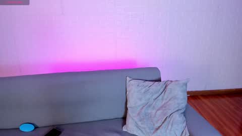 Snapshot of saracorraless chatting on December 5, 2024, 9:39 pm Sara  Everyday From 1430 to 2130 Col Time online show from December 5, 2024, 9:39 pm