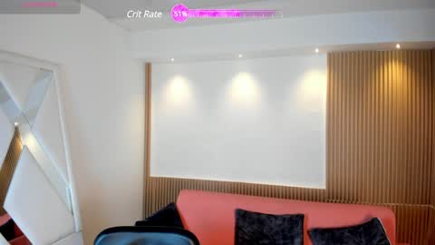 Snapshot of saracorraless chatting on December 19, 2024, 11:03 pm Sara  Everyday From 1430 to 2130 Col Time online show from December 19, 2024, 11:03 pm