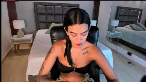 Snapshot of saracorraless chatting on February 18, 2025, 7:19 pm Sara  Everyday From 1430 to 2130 Col Time online show from February 18, 2025, 7:19 pm