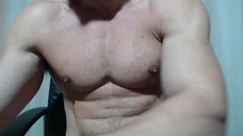 saradorj92 online show from April 25, 2026, 6:38 am