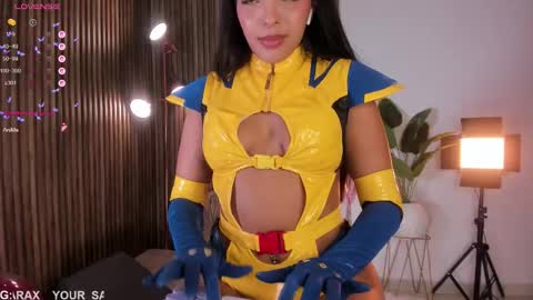 Snapshot of saraferrerx chatting on October 30, 2025, 1:12 pm IG your sarax  Im here from Monday to Saturday from 630 to 1030 GMT If you miss me a lot please join my fan club online show from October 30, 2025, 1:12 pm