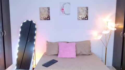 sarah  cinnamon online show from May 21, 2026, 8:38 pm