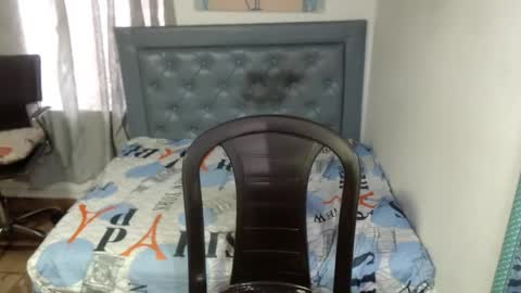 sarah online show from April 15, 2026, 4:25 pm