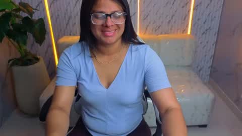 Snapshot of sarah_bay_tx chatting on June 17, 2026, 7:48 pm sarah_bay_tx online show from June 17, 2026, 7:48 pm