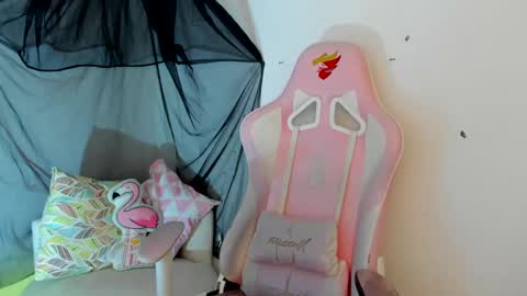 Sarah Ramirez online show from January 17, 2025, 6:57 am