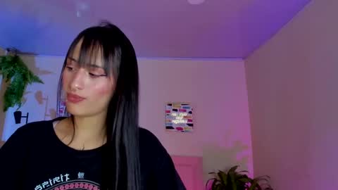 Sarah Ramirez online show from March 8, 2025, 6:26 pm