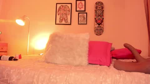   online show from March 21, 2026, 8:19 am