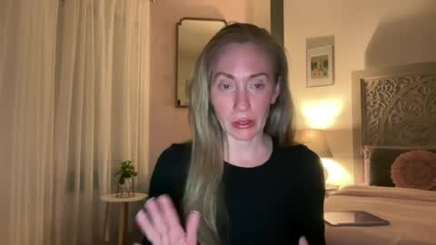 Sarah online show from June 16, 2026, 5:32 am