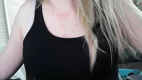 Sarah online show from February 24, 2026, 9:46 pm