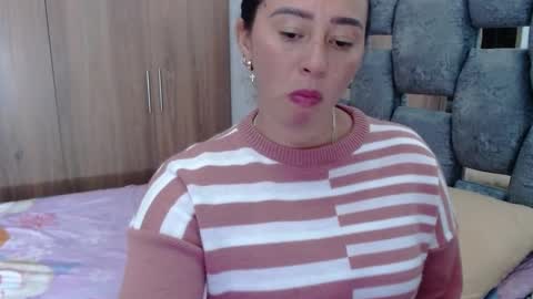 Lia online show from January 18, 2025, 8:40 pm