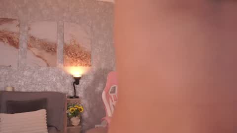 Snapshot of sarahpreston1 chatting on June 19, 2026, 3:38 pm Sarah online show from June 19, 2026, 3:38 pm