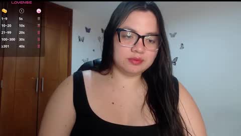 Snapshot of sarahros1 chatting on October 14, 2025, 3:51 am Sarah online show from October 14, 2025, 3:51 am
