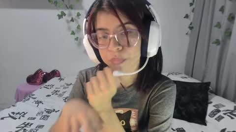 Sarah  online show from June 3, 2026, 8:03 pm