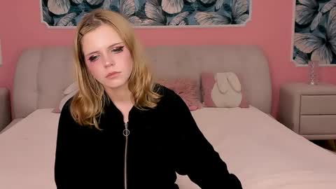 sarahwantslove online show from March 29, 2026, 9:31 am