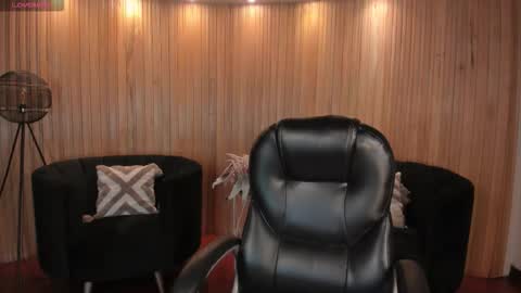 Sarah  independent model online show from February 21, 2026, 4:02 am