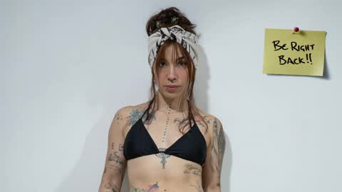 Snapshot of sarai18_ chatting on April 11, 2026, 10:08 am Sarai online show from April 11, 2026, 10:08 am