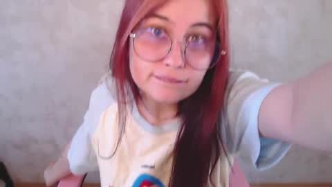 Snapshot of sarakinski chatting on July 15, 2026, 9:58 am Sara online show from July 15, 2026, 9:58 am
