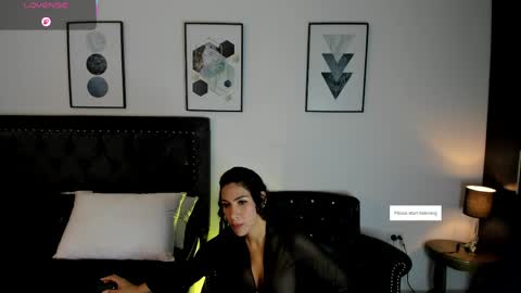 Snapshot of sarakush chatting on April 8, 2026, 12:49 pm Sara online show from April 8, 2026, 12:49 pm