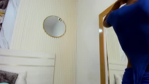 Sara Lewis online show from April 1, 2026, 10:38 am