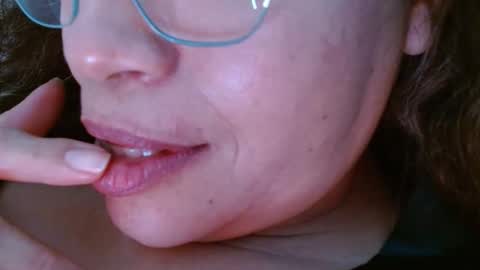 sara online show from January 24, 2025, 6:04 pm