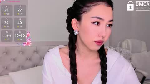 Mia online show from September 30, 2025, 6:29 am