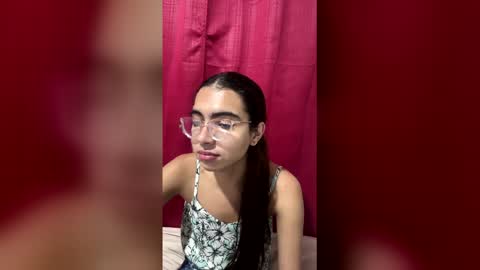 sarasaenz999 online show from April 3, 2026, 12:30 am