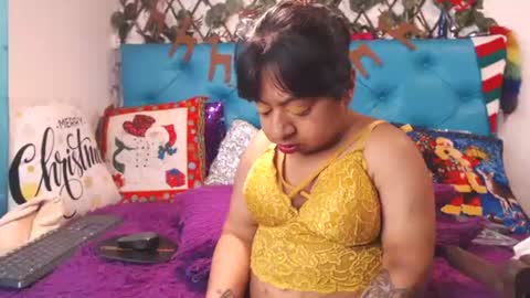 Sara Wills online show from December 21, 2025, 2:35 pm