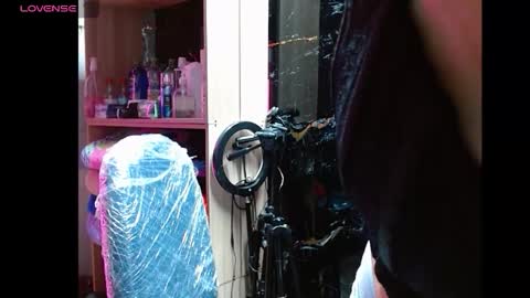 Snapshot of saray_nice chatting on February 28, 2026, 7:59 pm saray_nice online show from February 28, 2026, 7:59 pm