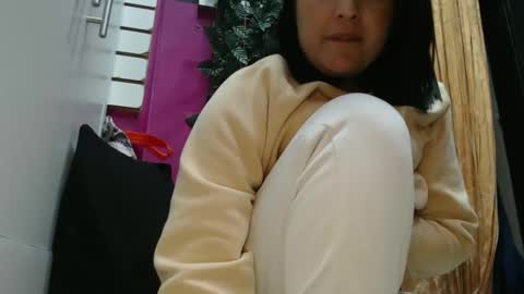 Snapshot of sarayx chatting on January 27, 2025, 5:58 pm mery online show from January 27, 2025, 5:58 pm