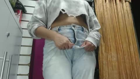 Snapshot of sarayx chatting on February 3, 2025, 7:10 pm mery online show from February 3, 2025, 7:10 pm