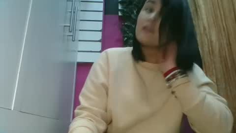 Snapshot of sarayx chatting on February 17, 2025, 3:53 pm mery online show from February 17, 2025, 3:53 pm