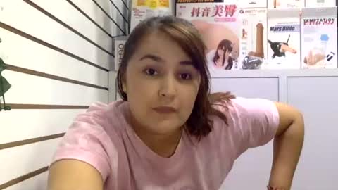 Snapshot of sarayx chatting on November 15, 2025, 8:05 pm mery online show from November 15, 2025, 8:05 pm