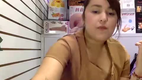 Snapshot of sarayx chatting on November 22, 2025, 5:45 pm mery online show from November 22, 2025, 5:45 pm